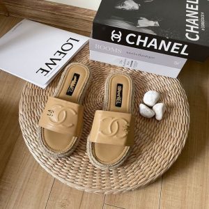 Chanel Replica Shoes/Sneakers/Sleepers Heel Height: Low Heel (1Cm-3Cm) Sole Material: Rubber Sole Material: Rubber Style: European And American Craftsmanship: Sticky Heel Style: Sponge Bottom Function: Increased