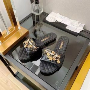 Chanel Replica Shoes/Sneakers/Sleepers Brand: Chanel Upper Material: Top Layer Cowhide Upper Material: Top Layer Cowhide Sole Material: Rubber Heel Height: Low Heel (1Cm-3Cm) Craftsmanship: Sticky Heel Style: Flat