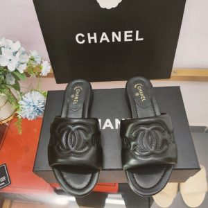 Chanel Replica Shoes/Sneakers/Sleepers Heel Height: Low Heel (1Cm-3Cm) Sole Material: Rubber Sole Material: Rubber Style: European And American Craftsmanship: Sticky Heel Style: Square Heel Function: Heightened