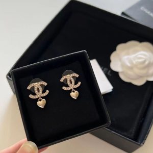 Chanel Replica Jewelry Ear Piercing Material: 925 Silver Mosaic Material: Other Mosaic Material: Other Style: Vintage Craft: Paint Pattern: Other For People: Female