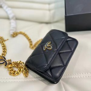 Chanel Replica Bags/Hand Bags Material: Nylon Bag Type: Small Square Bag Bag Type: Small Square Bag Bag Size: Middle Size: 12.5 9.5 Brands: Chanel