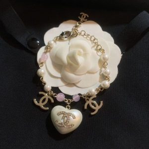 Chanel Replica Jewelry Material Type: Copper Pattern: Heart/Water Drop/Bell Pattern: Heart/Water Drop/Bell Style: Sweet Gender: Female Craft: Paint Bracelet Length: 19Cm