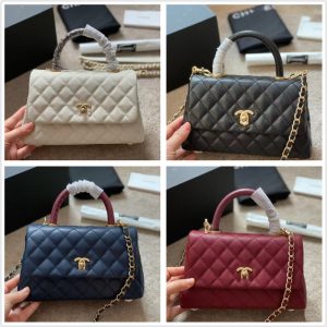 Chanel Replica Bags/Hand Bags Material: Genuine Leather Bag Type: Messenger Bag Bag Type: Messenger Bag Bag Size: Middle Lining Material: Genuine Leather Bag Shape: Oval Closure Type: Hook Up