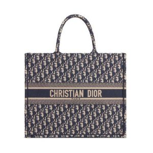 Dior Replica Bags/Hand Bags Texture: Canvas Type: Tote Type: Tote Popular Elements: Embroidered Style: Fashion Closed: Exposure Suitable Age: Youth (18-25 Years Old)