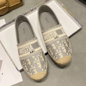 Dior Replica Shoes/Sneakers/Sleepers Toe: Round Toe Upper Material: Canvas Upper Material: Canvas Gender: Female Heel Height: Flat Heel Sole Material: Rubber Upper Height: Low Top