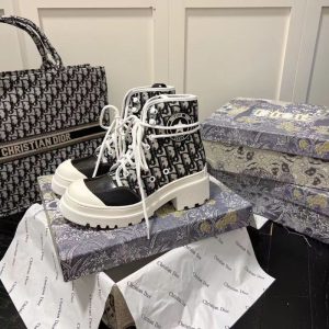 Dior Replica Shoes/Sneakers/Sleepers Upper Material: Top Layer Cowhide (Except Cow Suede) Help Height: Mid-Calf Help Height: Mid-Calf Heel Height: Middle Heel (3Cm-5Cm) Sole Material: Rubber Closed Way: Elastic Band
