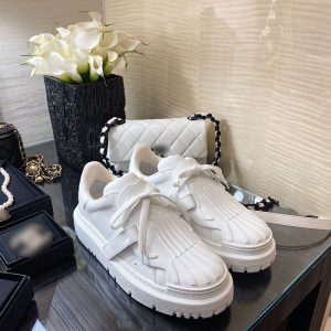 Dior Replica Shoes/Sneakers/Sleepers Style: Leisure Toe: Round Toe Toe: Round Toe Upper Material: Microfiber Gender: Female Pattern: Solid Color Sole Material: Rubber