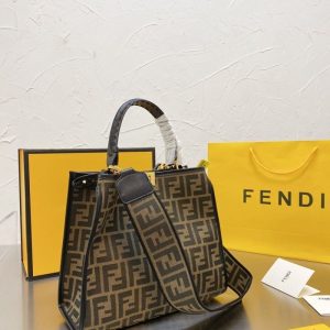 Fendi Replica Bags/Hand Bags Texture: Canvas Type: Other Type: Other Popular Elements: Letter Style: Fashion Closed Way: Lock