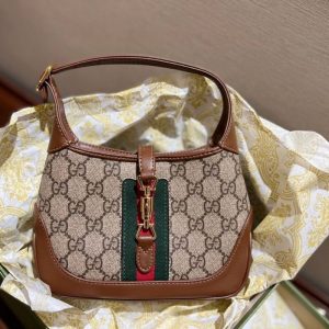 Gucci Replica Bags/Hand Bags Texture: Cowhide Type: Saddle Bag Type: Saddle Bag Popular Elements: Printing Style: Fashion Closed Way: Other