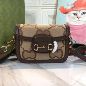 Gucci Replica Bags/Hand Bags Material: Genuine Leather Bag Type: Small Square Bag Bag Type: Small Square Bag Bag Size: Small Lining Material: Genuine Leather Bag Shape: Horizontal Square Closure Type: Package Cover Type