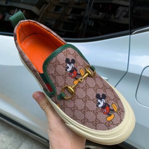 Gucci Replica Shoes/Sneakers/Sleepers Upper Height: Low Top Pattern: Cartoon Pattern: Cartoon Insole Material: Natural Leather Toe: Round Toe Lining Material: Cortex Brands: Gucci