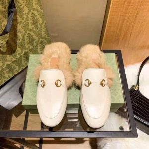 Gucci Replica Shoes/Sneakers/Sleepers Gender: Unisex / Unisex Thickness: Normal Thick Thickness: Normal Thick Pattern: Solid Color Heel Height: Flat Heel Heel Shape: Flat Midsole Material: TPR
