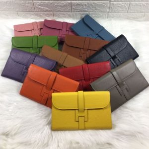 Hermes Replica Bags/Hand Bags Texture: Cowhide For People: Universal For People: Universal Type: Long Wallet Popular Elements: Letter Style: Europe And America Closed: Drawstring