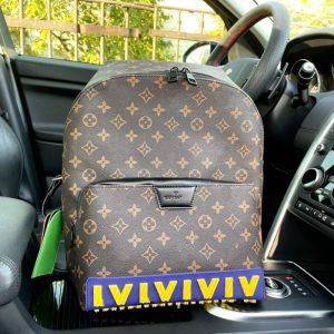 Louis Vuitton Replica Bags For People: Universal Fabric Material: Cowhide Applicable Scene: Travel Fabric Material: Cowhide