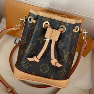 Louis Vuitton Replica Bags Texture: Cowhide Type: Bucket Bag Popular Elements: Printing Type: Bucket Bag Style: Fashion Closed: Drawstring Suitable Age: Youth (18-25 Years Old)