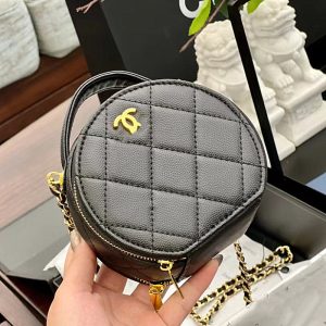 Chanel Replica Bags/Hand Bags Bag Type: Small Round Bag Bag Size: Middle Bag Size: Middle Lining Material: Genuine Leather Bag Shape: Round Closure Type: Zipper Pattern: Solid Color