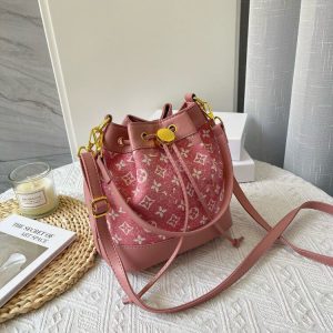 Louis Vuitton Replica Bags Texture: PU Type: Bucket Bag Popular Elements: Printing Type: Bucket Bag Closed: Drawstring