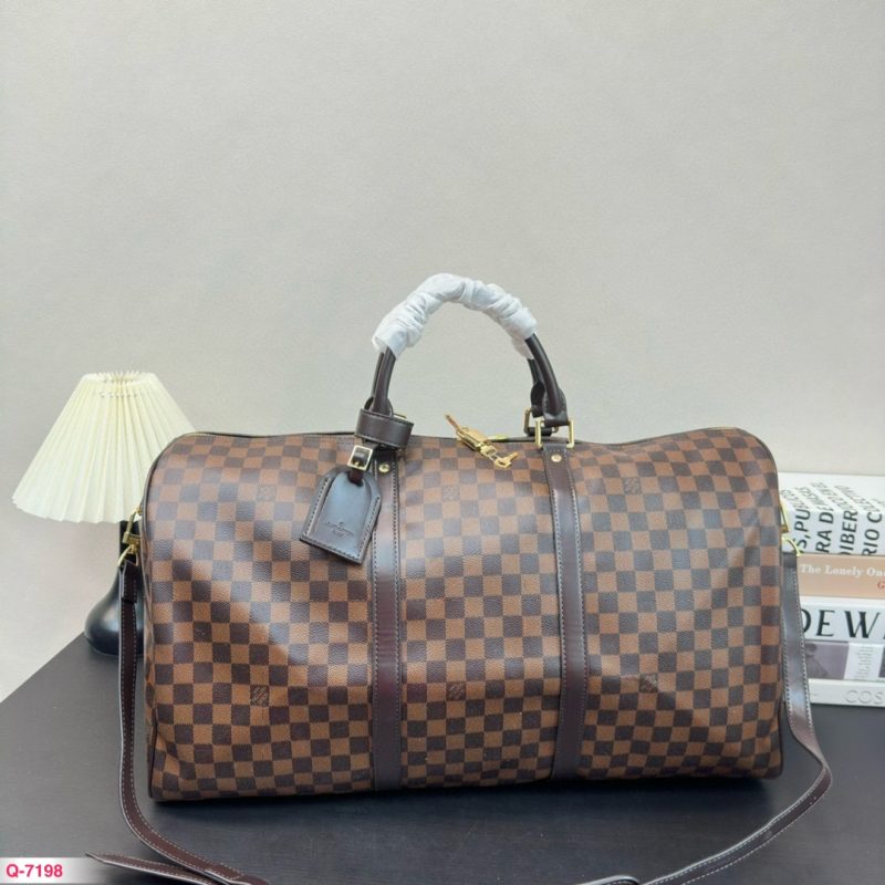 Lv Airport Bag Travel Bag Airport Bag 's tendencia es popular en todo el mundo. Poseer este definitivamente te hará el más hablado de fashionista en la habitación. Tamaño 55,30 cm