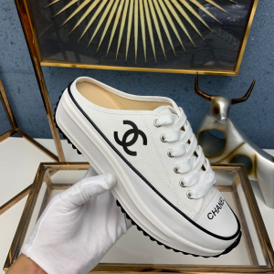 Replica Chanel Classic Design Shoes1
