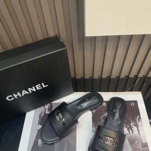Replica Chanel Classic One Line Slippers1