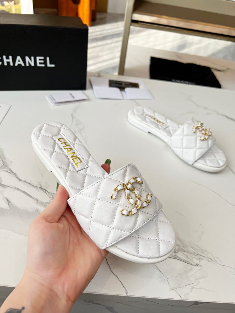 Chanel new classic slippers original 1:1 molded double C logo exudes lasting charm Chanel sandals are vivid