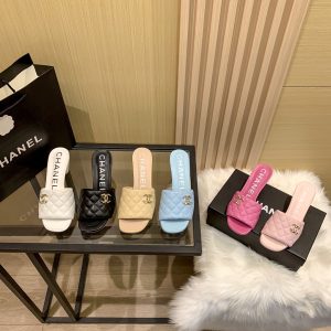 [Chanel] The new three-heel slippers are hot and hotThe new experience has impactful visual effects