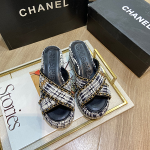 Replica Chanel Embroidered Chain Thick Bottom Drag Shoes