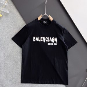 Balenciaga Replica Men Clothing Fabric Material: Cotton/Cotton Ingredient Content: 91% (Inclusive) - 95% (Inclusive) Ingredient Content: 91% (Inclusive) - 95% (Inclusive) Collar: Round Neck Version: Conventional Sleeve Length: Short Sleeve Clothing Style Details: Printing