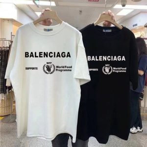 Balenciaga Replica Clothing Fabric Material: Cotton/Cotton Popular Elements: Printing Popular Elements: Printing Clothing Version: Loose Length/Sleeve Length: Regular/Short Sleeve Collar: Crew Neck Whether To Add Cashmere: Without Velvet