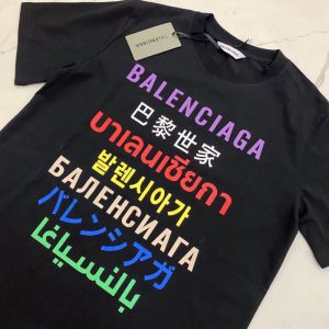 Balenciaga Replica Clothing Fabric Material: Cotton/Cotton Ingredient Content: 96% (Inclusive)¡ª100% (Exclusive) Ingredient Content: 96% (Inclusive)¡ª100% (Exclusive) Popular Elements: Printing Clothing Version: Conventional Main Style: Niche Features Length/Sleeve Length: Regular/Short Sleeve