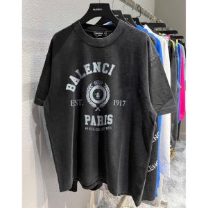 Balenciaga Replica Clothing Gross Weight: 0.23kg Material: Cotton Material: Cotton Main Fabric Composition: Cotton Main Fabric Composition 2: Cotton Pattern: Printing Type: Pullover