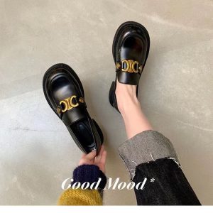 Celine Replica Shoes/Sneakers/Sleepers Heel Height: Low Heel (1Cm-3Cm) Sole Material: Rubber Sole Material: Rubber Closed: Slip On Style: Vintage Craftsmanship: Glued Inner Material: Microfiber Leather