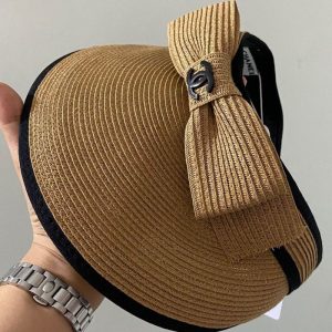 Chanel Replica Hats Fabric Commonly Known As: Straw Type: Empty Top Hat Type: Empty Top Hat For People: Female Design Details: Bow Tie