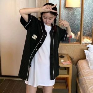 Chanel Replica Clothing Fabric Material: Cotton/Cotton Ingredient Content: 71% (Inclusive)¡ª80% (Inclusive) Ingredient Content: 71% (Inclusive)¡ª80% (Inclusive) Clothing Style Details: Solid Color