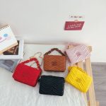 Chanel Replica Kinderkleidung Geschlecht: Kind Anwendbar auf Schulalter: Kleinkind Anwendbar auf Schulalter: Kleinkind Material: PU Tasche Größe: MINI/Mini Kapazität: 5 Verschlussart: Paket Abdeckung Typ