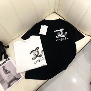 Chanel Replica Clothing Brand: Chanel Fabric Material: Cotton/Cotton Fabric Material: Cotton/Cotton Ingredient Content: 91% (Inclusive)¡ª95% (Inclusive) Collar: Crew Neck Version: Slim Fit Sleeve Length: Short Sleeve