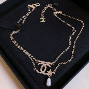 Chanel Replica Jewelry Chain Material: Mixed Material Pendant Material: Alloy Pendant Material: Alloy Style: Elegant Whether To Wear A Pendant: Pendant