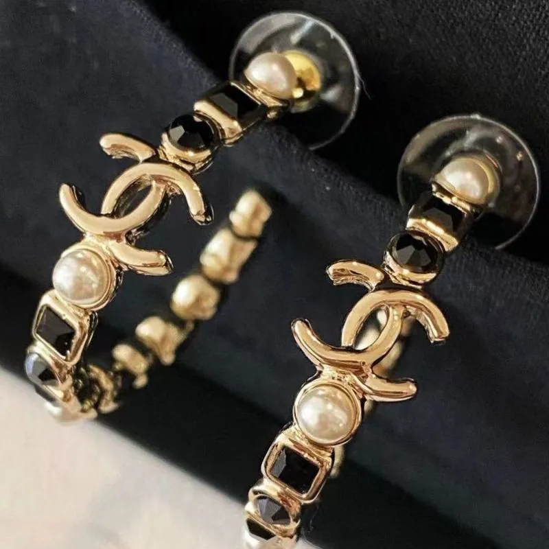 Chanel Replica-Schmuck Piercing Material: Kupfer Typ: Ohrstecker Typ: Ohrstecker Stil: Vintage Handwerk: Überzug