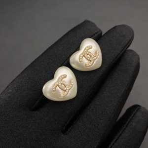 Chanel Replica Jewelry Ear Piercing Material: 925 Silver Mosaic Material: Rhinestones Mosaic Material: Rhinestones Style: Sweet Craft: Sculpture Pattern: Heart/Water Drop/Bell