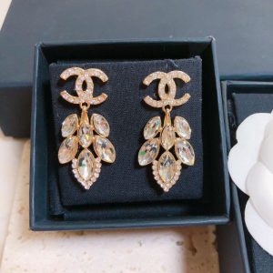 Chanel Replica Jewelry Ear Piercing Material: 925 Silver Mosaic Material: Alloy Mosaic Material: Alloy Type: Earrings Pattern: Plant Flower Style: Elegant Craft: Plating