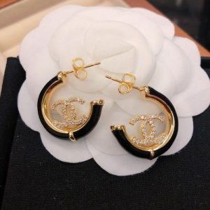 Chanel Replica Jewelry Ear Piercing Material: 925 Silver Mosaic Material: Alloy Mosaic Material: Alloy Type: Earrings Pattern: Cross/Crown/Roman Numerals Style: Elegant
