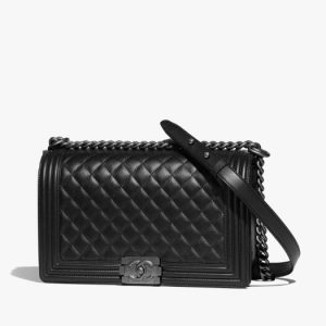 Chanel Replica Bags/Hand Bags Texture: Sheepskin Type: Diamond Chain Bag Type: Diamond Chain Bag Popular Elements: Chain Style: Fashion Closed: Lock