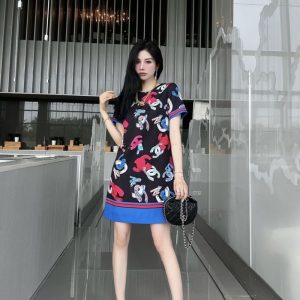Chanel Replica Clothing Popular Elements / Process: Printing Type: Straight Skirt Type: Straight Skirt Sleeve Length: Short Sleeve Length: Midi Skirt Collar Style: Crew Neck