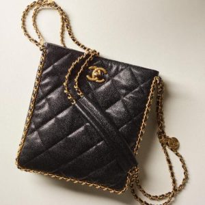 Chanel Replica Bags/Hand Bags Texture: Cowhide Type: Tote Type: Tote Popular Elements: Lingge Style: Fashion Closed: Lock
