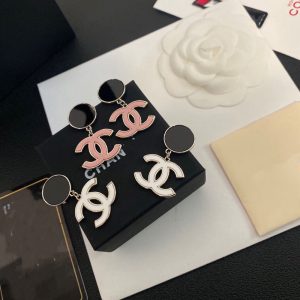 Chanel Replica Jewelry Ear Piercing Material: 925 Silver Mosaic Material: Alloy Mosaic Material: Alloy Type: Earrings Pattern: Cross/Crown/Roman Numerals Style: Luxurious Craft: Plating