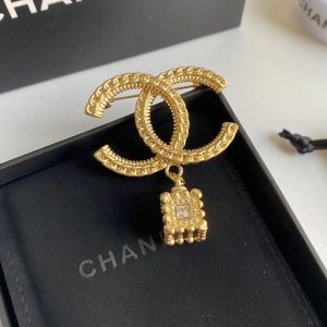 Chanel Replica Jewelry Material Type: Alloy Mosaic Material: Other Mosaic Material: Other Pattern: Letter Style: Palace For People: Female
