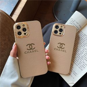 Chanel Replica Iphone Case Applicable Brands: Apple/ Apple Protective Cover Texture: Soft Glue Protective Cover Texture: Soft Glue Type: All-Inclusive Popular Elements: Custom Made Style: Europe And America