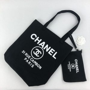 Chanel Replica Bags/Hand Bags Texture: Canvas Popular Elements: Letter Popular Elements: Letter Style: Fashion