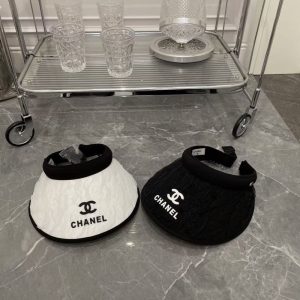 Chanel Replica Hats Fabric Commonly Known As: Organza Type: Empty Top Hat Type: Empty Top Hat For People: Female Design Details: Patch Pattern: Letter