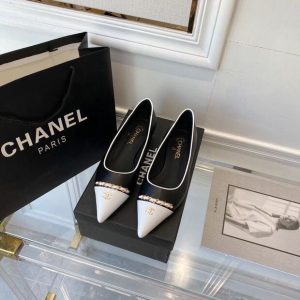 Chanel Replica Shoes/Sneakers/Sleepers Upper Material: Two-Layer Cowhide (Except Cow Suede) Heel Height: Low Heel (1Cm-3Cm) Heel Height: Low Heel (1Cm-3Cm) Sole Material: Rubber Closed: Slip On Style: Europe And America Type: Slip-On Shoes